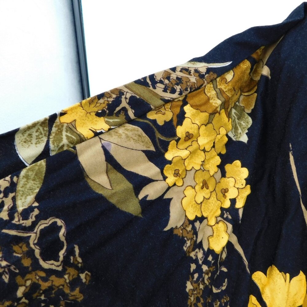 Lot Of 2 Kyu pi te (Korean Brand) Women Multicolor Floral Blouse NO SIZE TAG - Picture 9 of 14